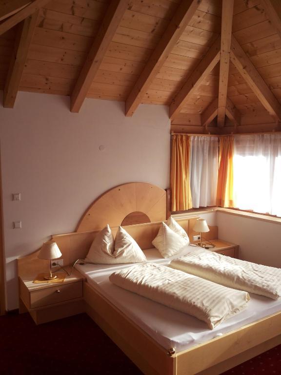 Hotel Laerchenhain Сан-Валентино-алла-Мута Номер фото